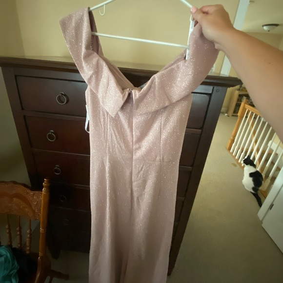 Oleg Cassini off the shoulder gown - Picture 4 of 4